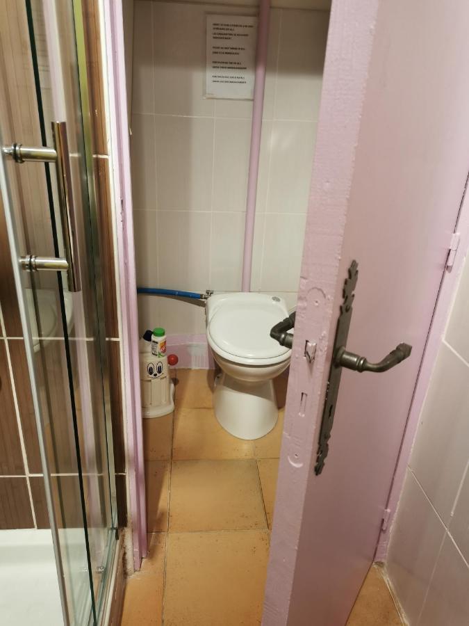 Appartement En Sous Sol De Villa Avec Acces Jardin Et Piscine Марсель Екстер'єр фото